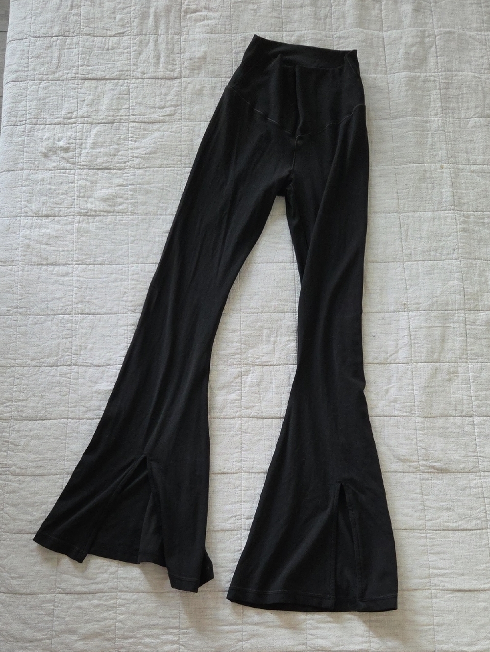 Aerie AE Offline High Waisted Flared with Slit  Yoga Pants